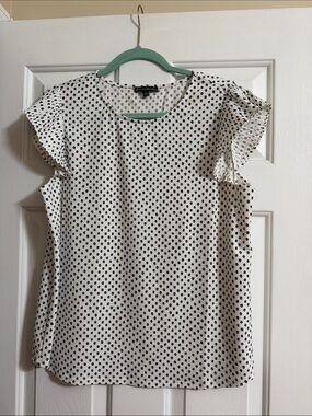 Adrianna Papell Black and White Polka Dot Flutter Sleeve Pleated Blouse Large